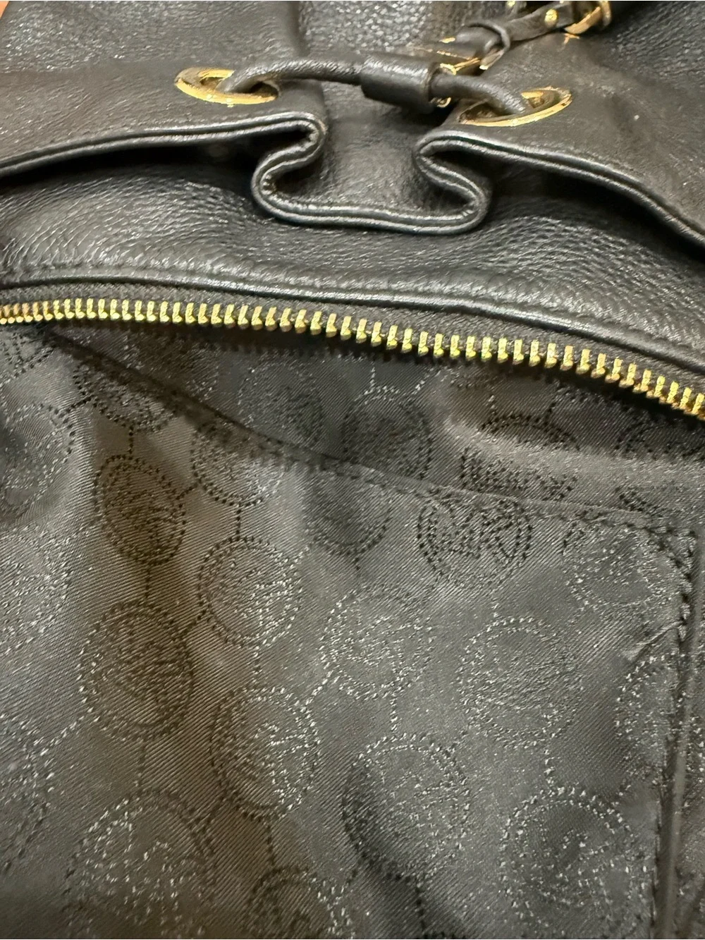 Michael Kors Navy Leather Tassel Crossbody Bucket Bag
